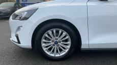 Ford Focus 1.0 EcoBoost Hybrid mHEV 125 Titanium Edition 5dr Petrol Hatchback